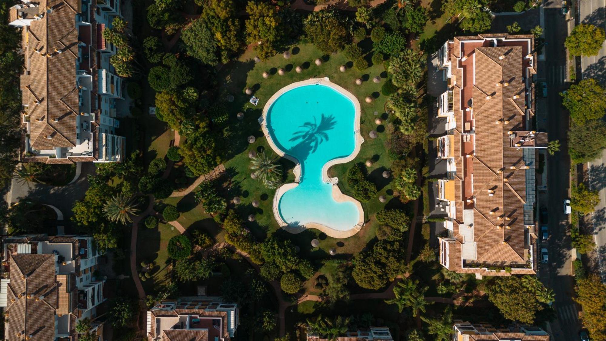 Ground Floor Holiday Apartment With Terrace And Pool In Puerto Banus, มาร์เบยา ภายนอก รูปภาพ